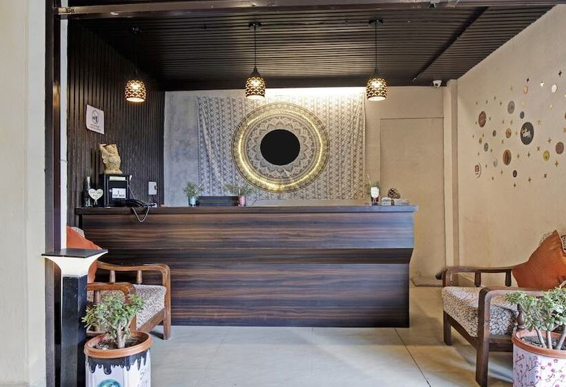 酒店 Treebo Kosmos Anamika, 1 Km From Nainital Lake