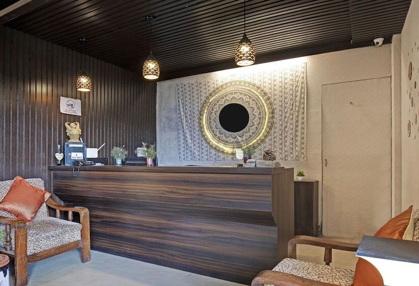 酒店 Treebo Kosmos Anamika, 1 Km From Nainital Lake