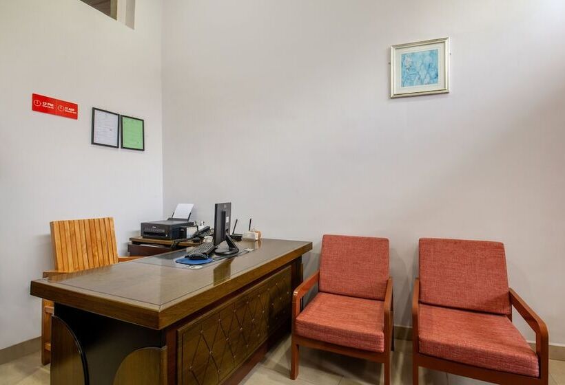 Hotel Treebo Yajna Comforts