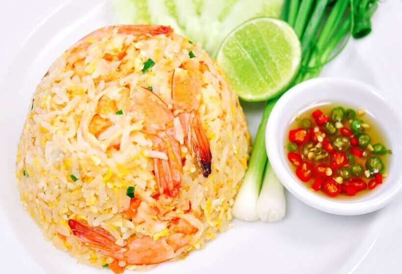 ホテル Triple Trees Village