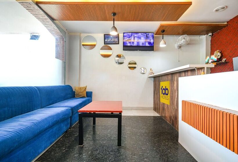 Fabhotel Unity Landmark