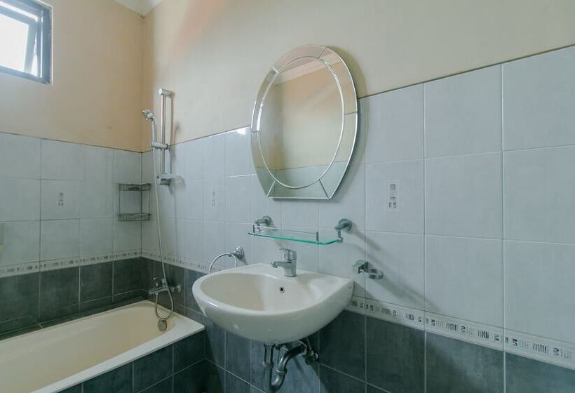 호텔 Vafa Guesthouse