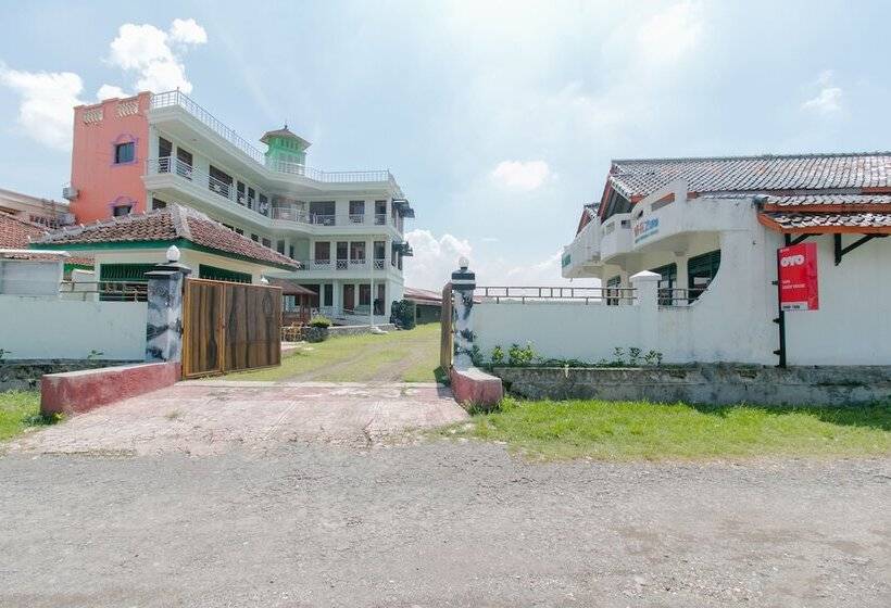 호텔 Vafa Guesthouse