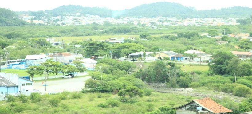 فندق Valentina 24 Horas