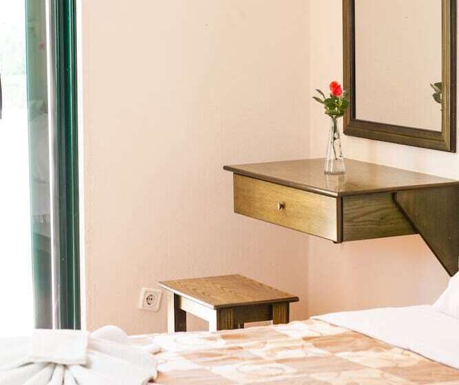 בית מלון כפרי Villa Cariatis