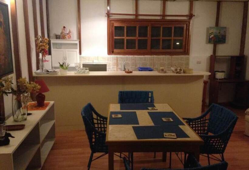 هتل Villa Esperanza Bungalows