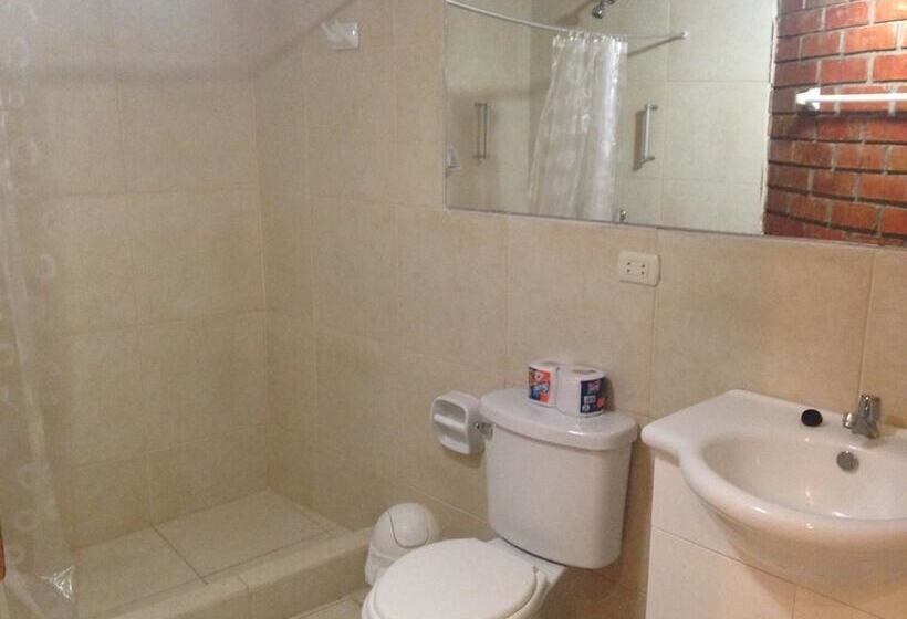 هتل Villa Esperanza Bungalows