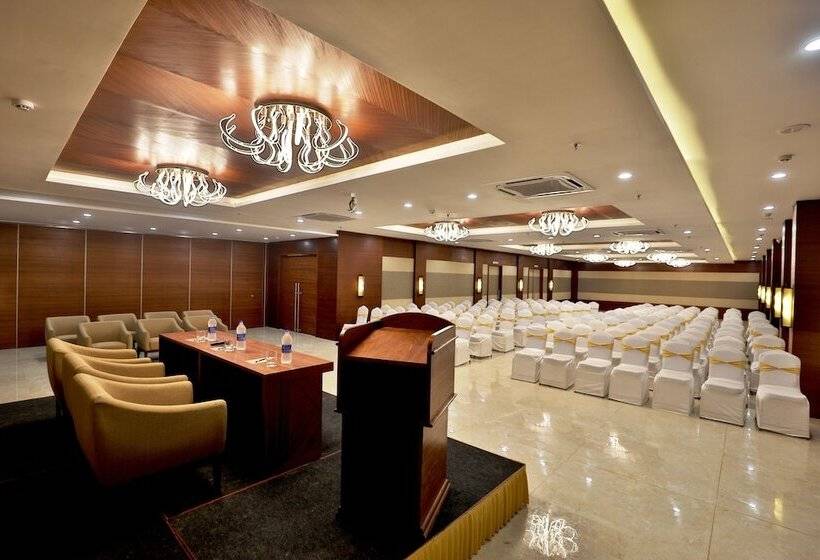 ホテル Vits Devbhumi