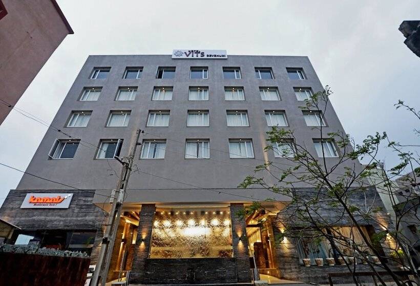 ホテル Vits Devbhumi