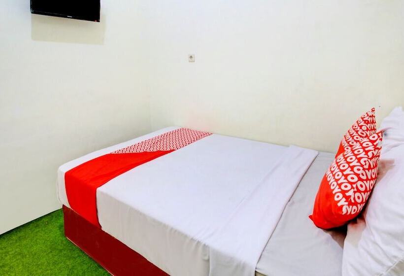 فندق Zeevanna Guest House Syariah By Oyo