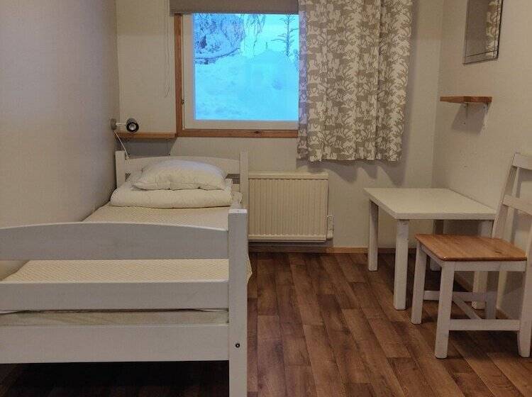 Kuerkievari Kuerhostel