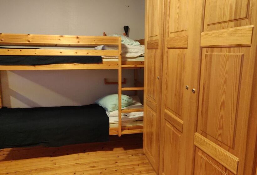 Kuerkievari Kuerhostel