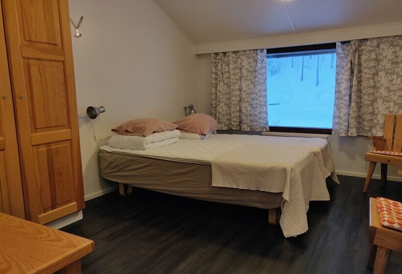 Kuerkievari Kuerhostel