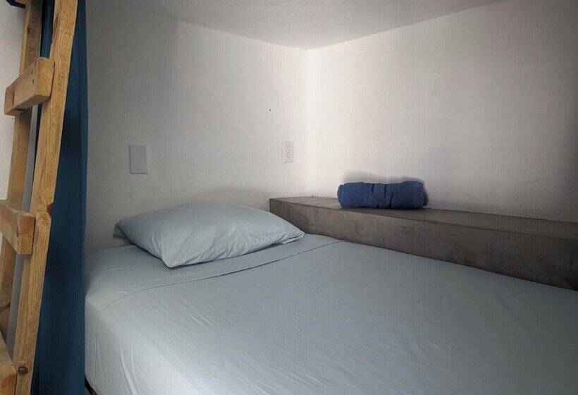 La Ventana Hostel