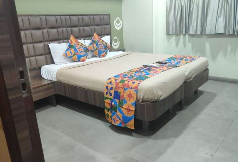 Fabhotel Landmark Residency