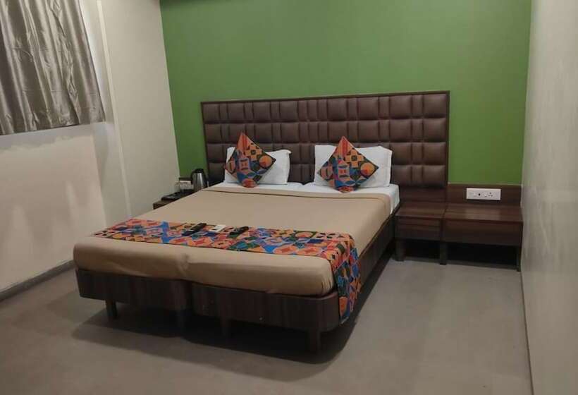 Fabhotel Landmark Residency