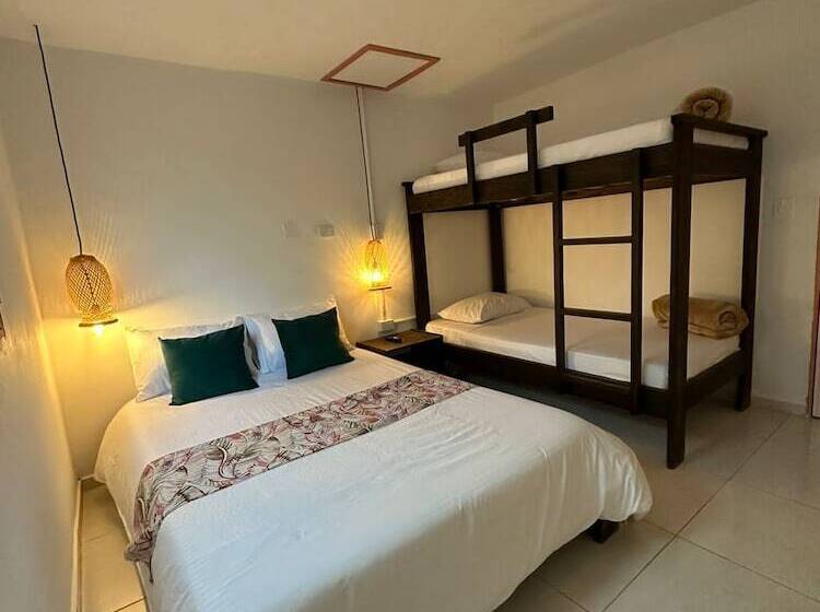 Mahalo Hostel Boutique