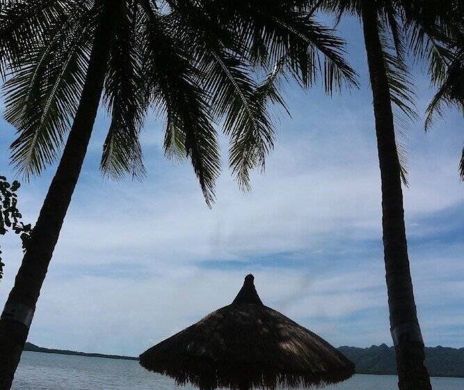 Melrose Beach Resort