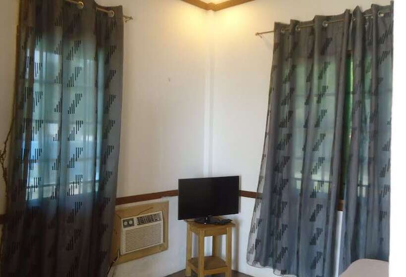 Melrose Beach Resort