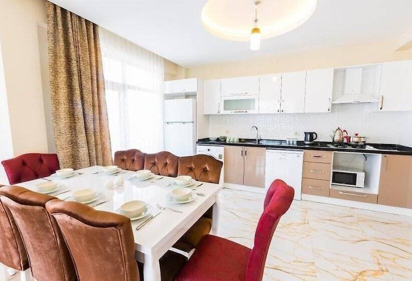 Almercan Hotel Suite