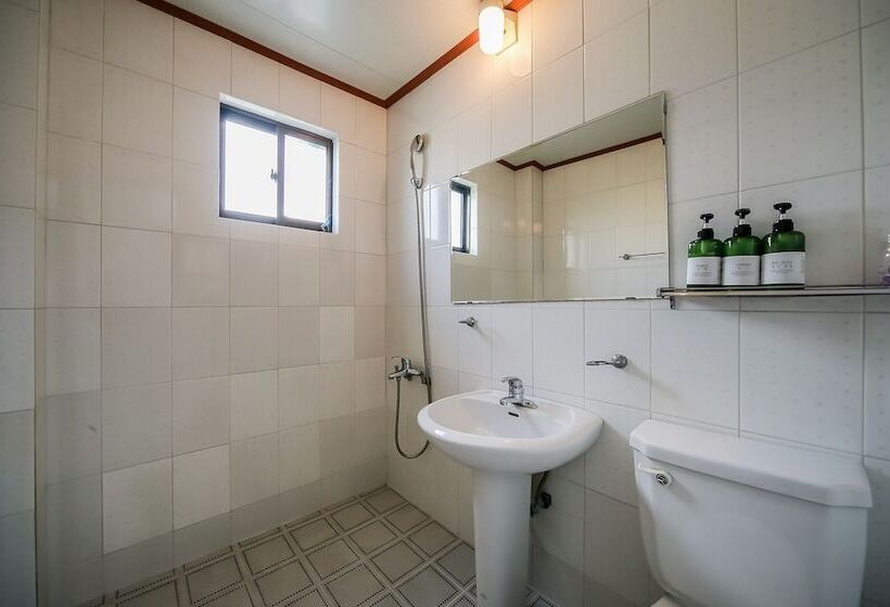 מוטל Gyeongju Utopia