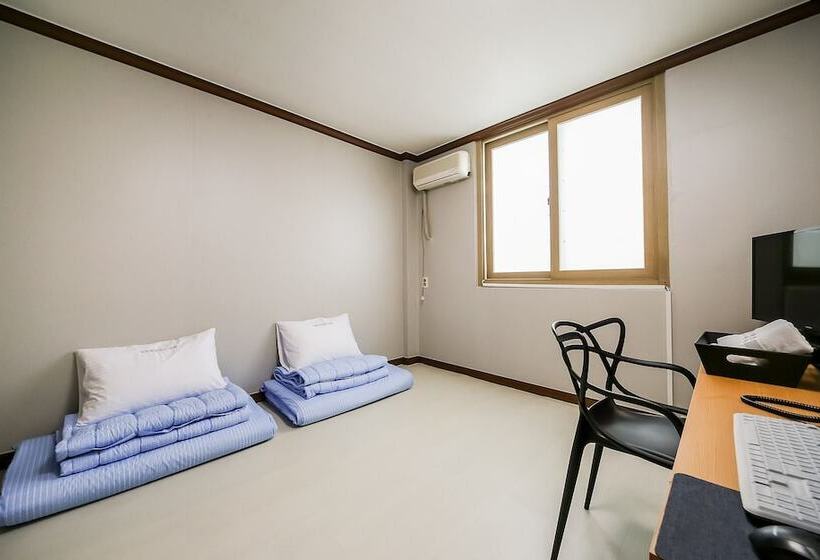 מוטל Gyeongju Utopia