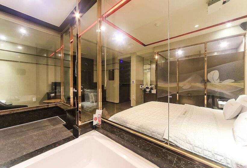 فندق على الطريق Ulsan Ilsan Hotel Mvg