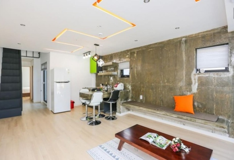 Muju Dada Pension [built In 2016]