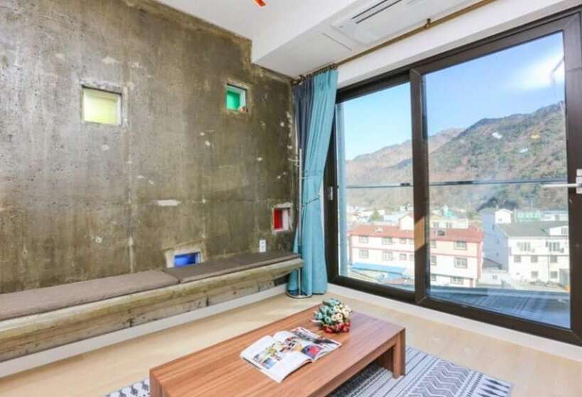 Muju Dada Pension [built In 2016]