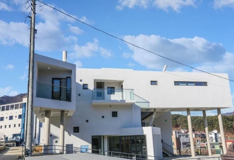 Muju Dada Pension [built In 2016]