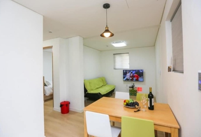 Muju Dada Pension [built In 2016]