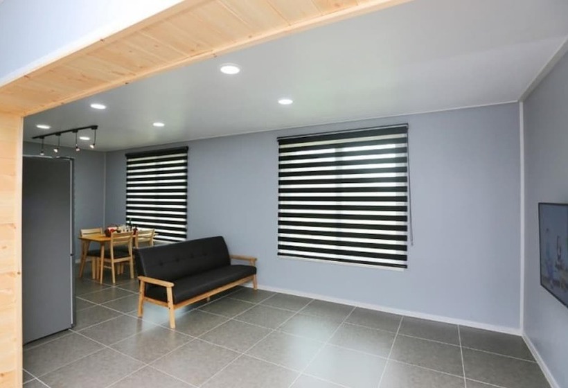 Muju Deogyusansup Pension