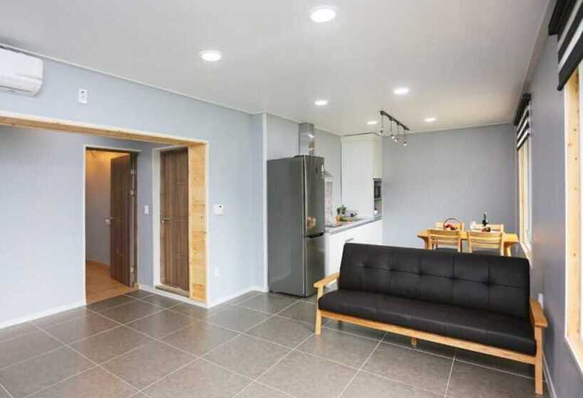 Muju Deogyusansup Pension