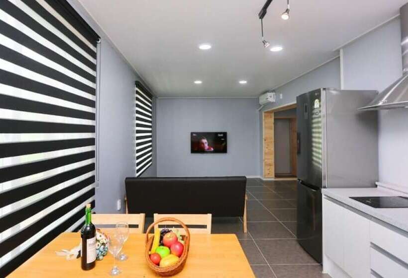 Muju Deogyusansup Pension