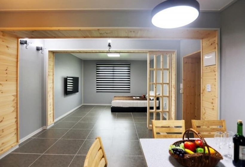 Muju Deogyusansup Pension