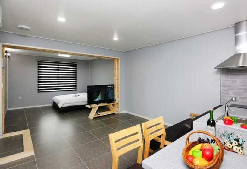 Muju Deogyusansup Pension