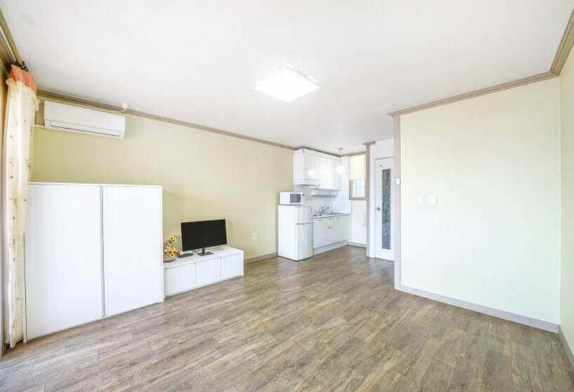 Geojedo New Happiness Pension