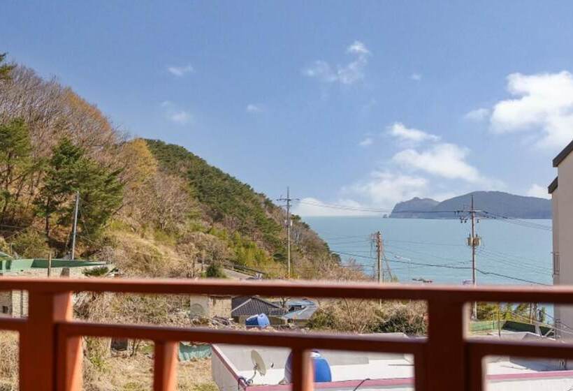 Geojedo New Happiness Pension