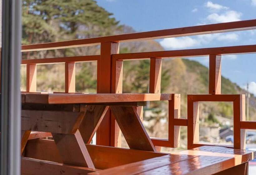 Geojedo New Happiness Pension