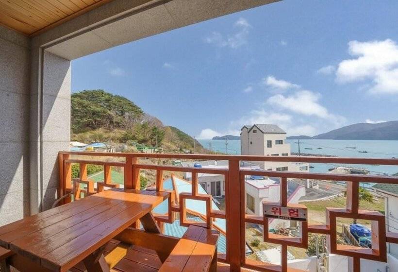 Geojedo New Happiness Pension