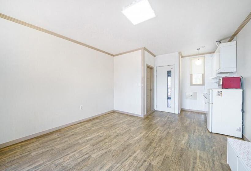 Geojedo New Happiness Pension