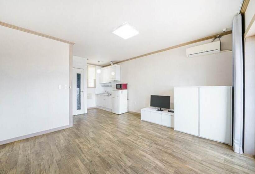 Geojedo New Happiness Pension