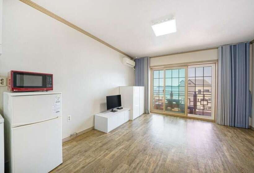 Geojedo New Happiness Pension