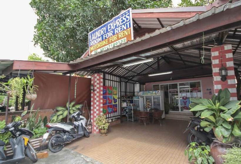 بنسيون Apinya's Place Karon By Oyo Rooms