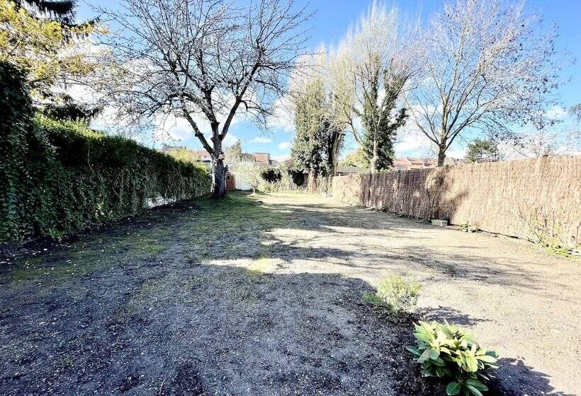 פנסיון Belle Maison Avec Grand Jardin Et Garage