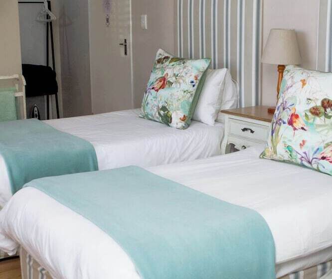 بنسيون Cherry Berry Lodge