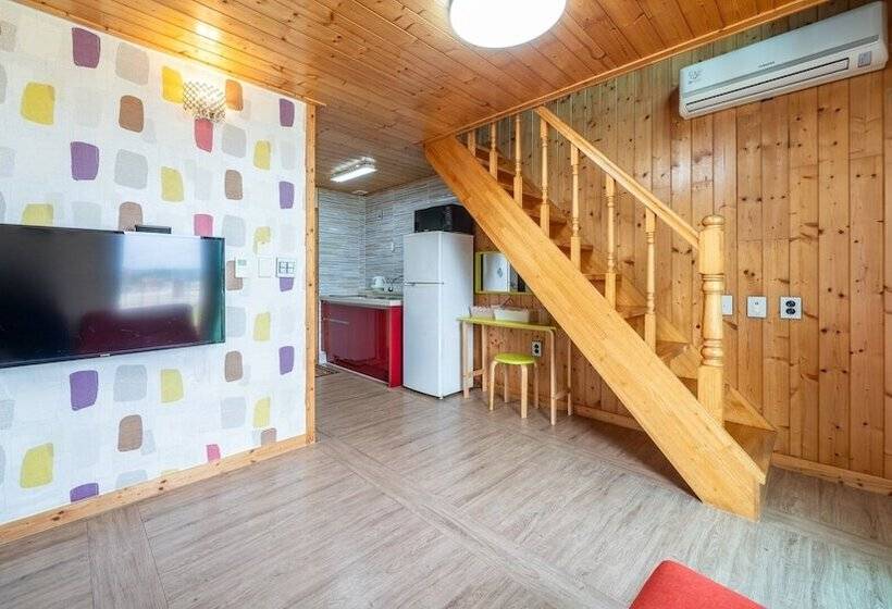 Gyeongju Gamposole Pension