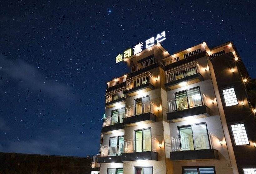 Gyeongju Gamposole Pension