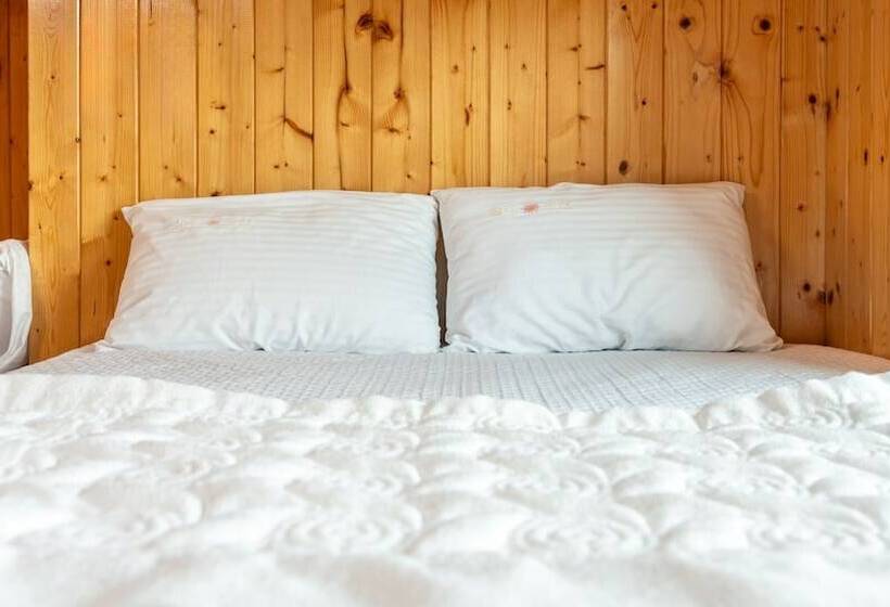 Gyeongju Gamposole Pension