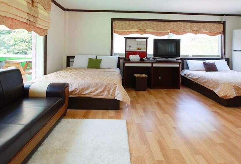 Gapyeong Valley In The Forest Pension